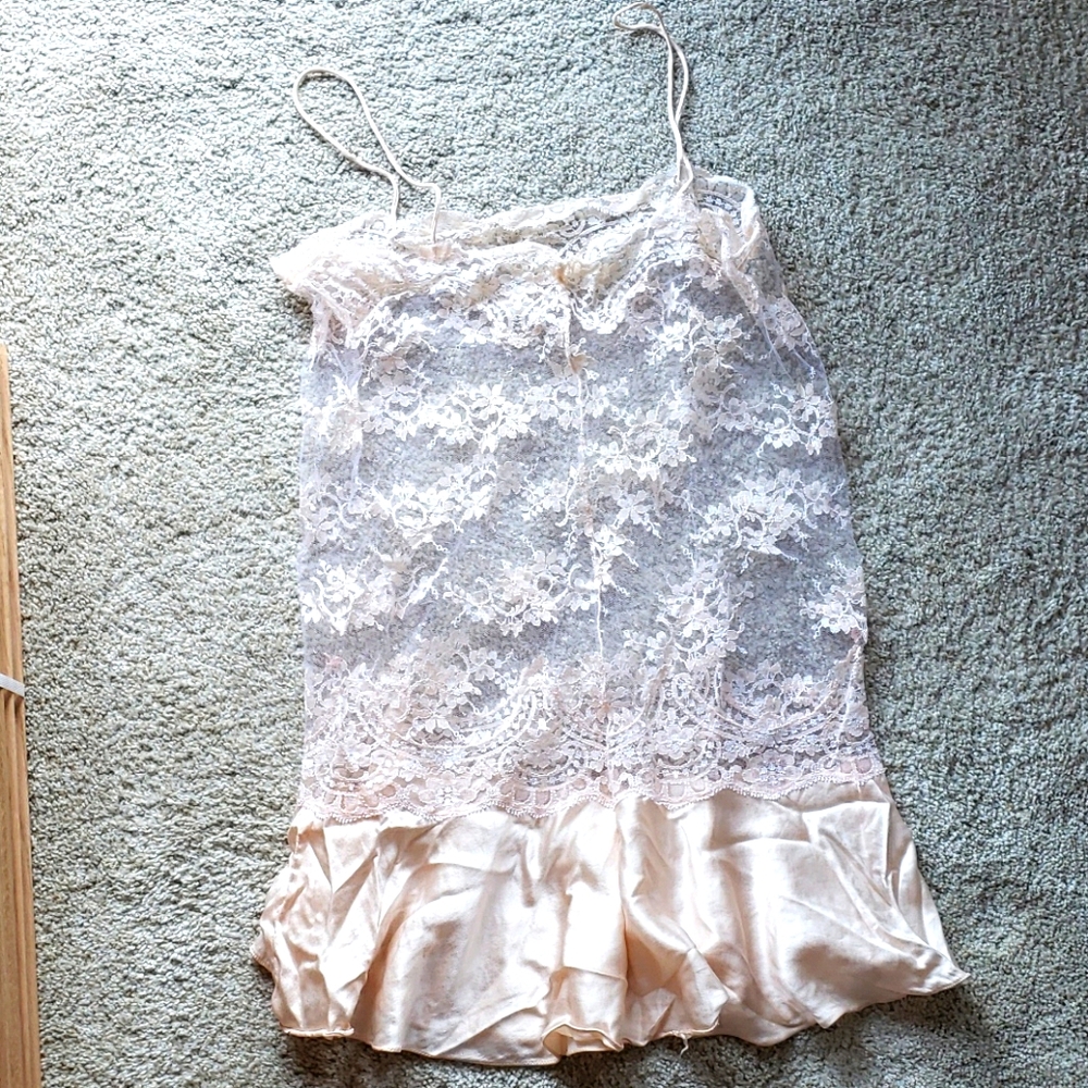 Pink/peach chemise